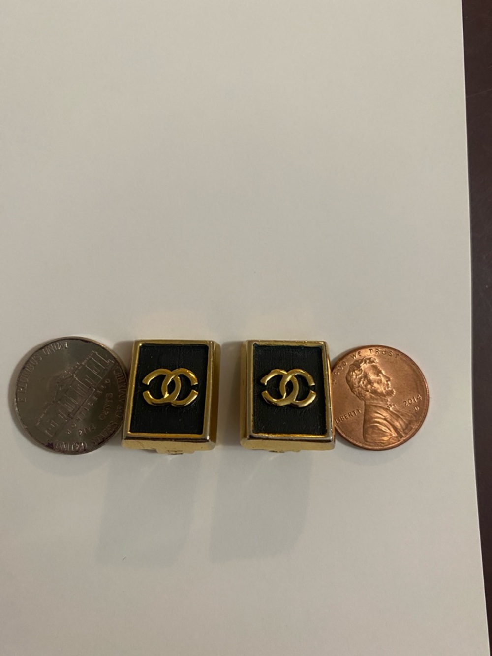 CHANEL Black and Gold Rectangular CC Clip-On Earrings - Picture 2 of 8